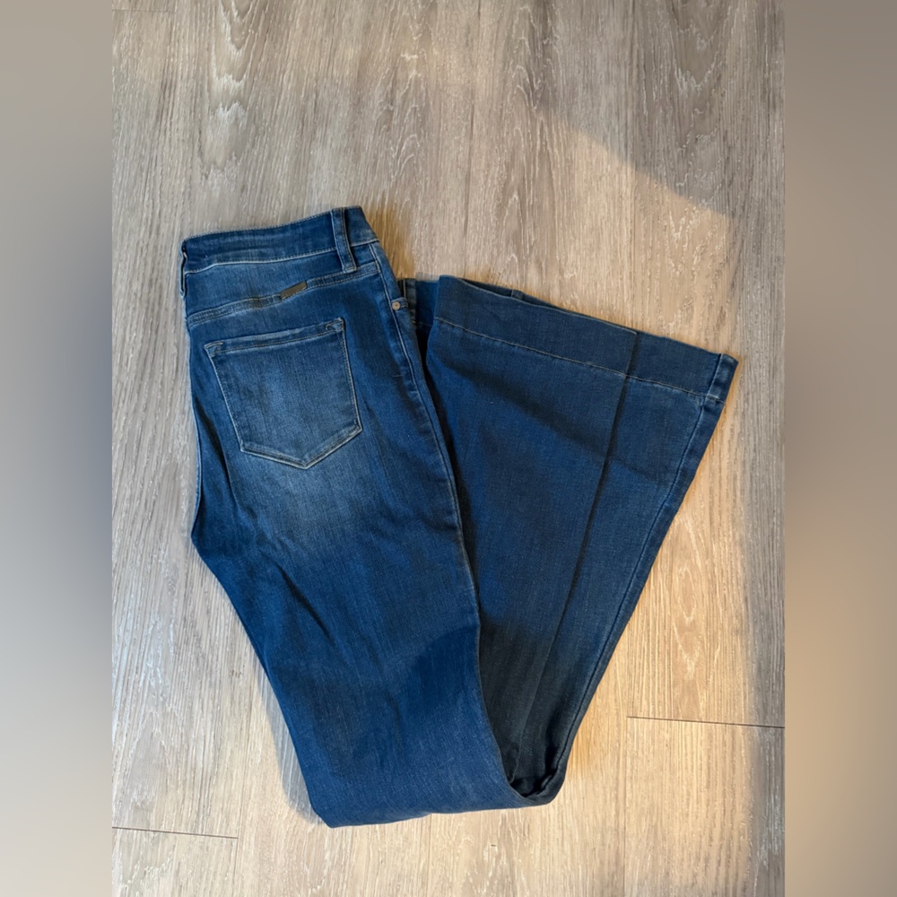 KanCan Flare Jeans